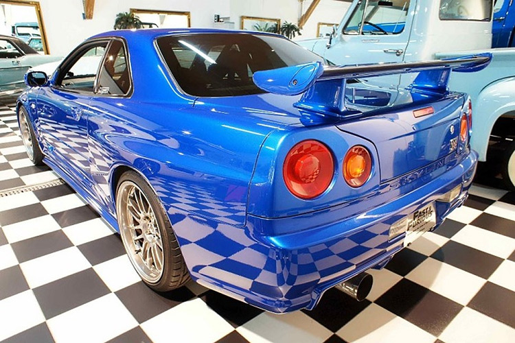 nissan skyline r34 gtr