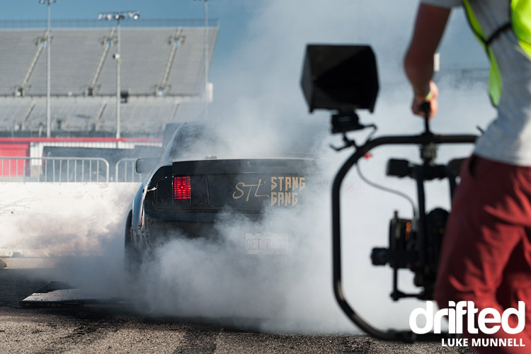 street-driven-tours-2017-st-louis-mustang-burnout