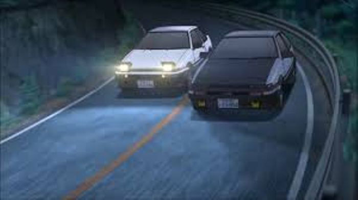 toyota ae86 corolla drift battle in initial d